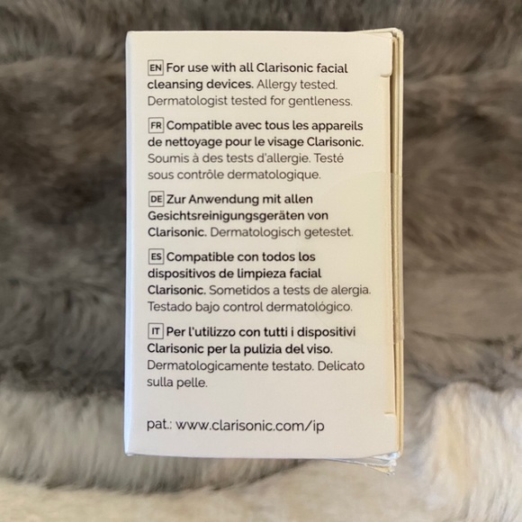 * CLARISONIC CHARCOAL BRUSH HEAD * - Picture 4 of 7